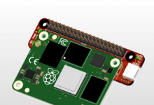 Raspberry Pi 计算模块 4 载板随附 40 针 GPIO 接头和 USB Type-C 连接