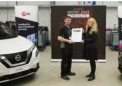 彭布罗克汽车服务技术人员与欧洲日产专家竞争