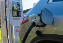 梅赛德斯-奔驰的目标是将电池价格降低 30%